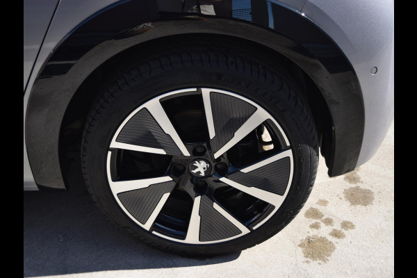 Peugeot e-208 EV GT Pack 50 kWh SOH 94% | CAMERA MET SENSOREN | NAVI & CARPLAY | E.C.C. |