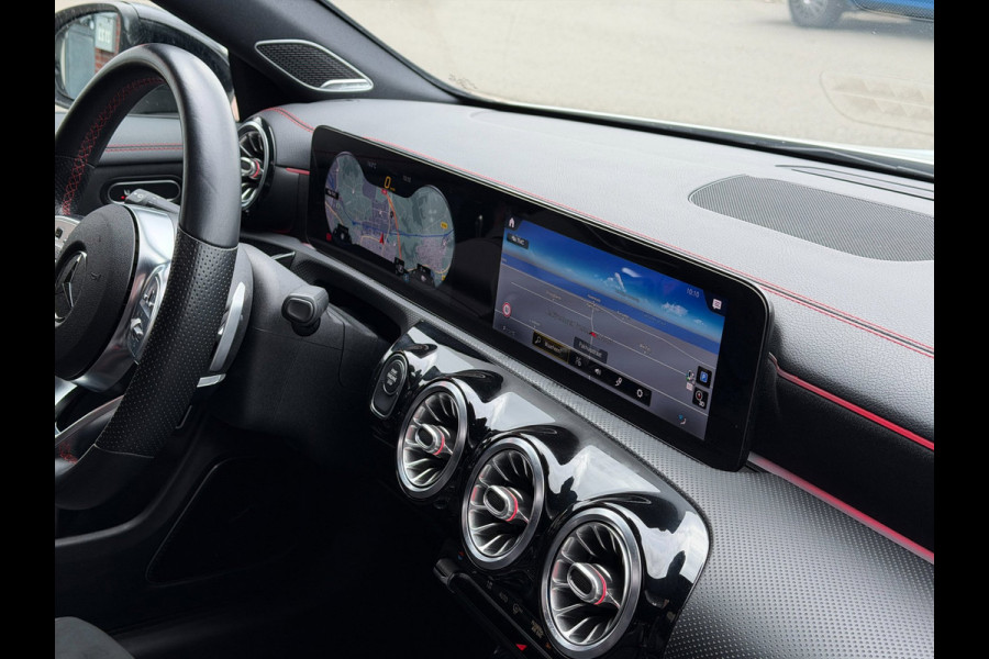 Mercedes-Benz CLA-Klasse 250 e Shooting Brake AMG Pano Burmester