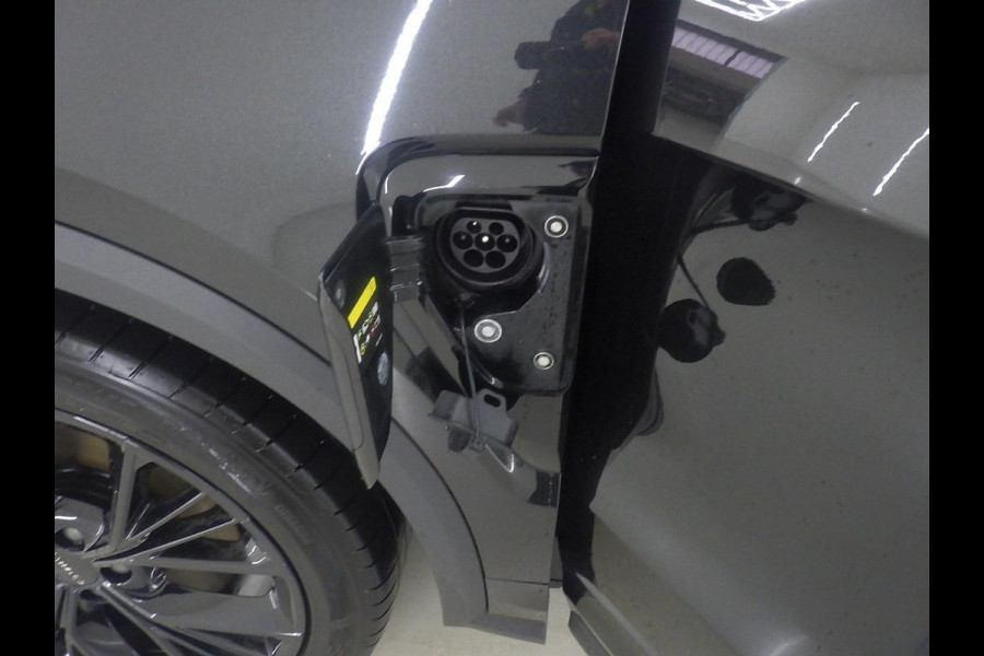 Lynk & Co 01 1.5 More 22.000 KM | Panorama-Dak | Lederen Interieur | Full Options | WORDT VERWACHT!