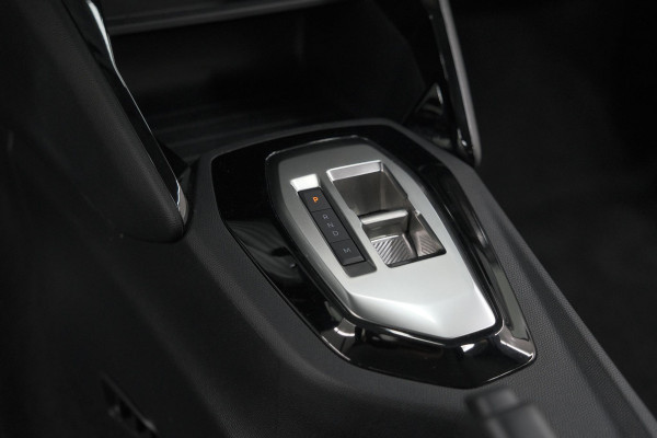 Peugeot 208 Hybrid 110 e-DCS6 Style | Parkeersensoren | Apple Carplay | Cruise Control | Airco