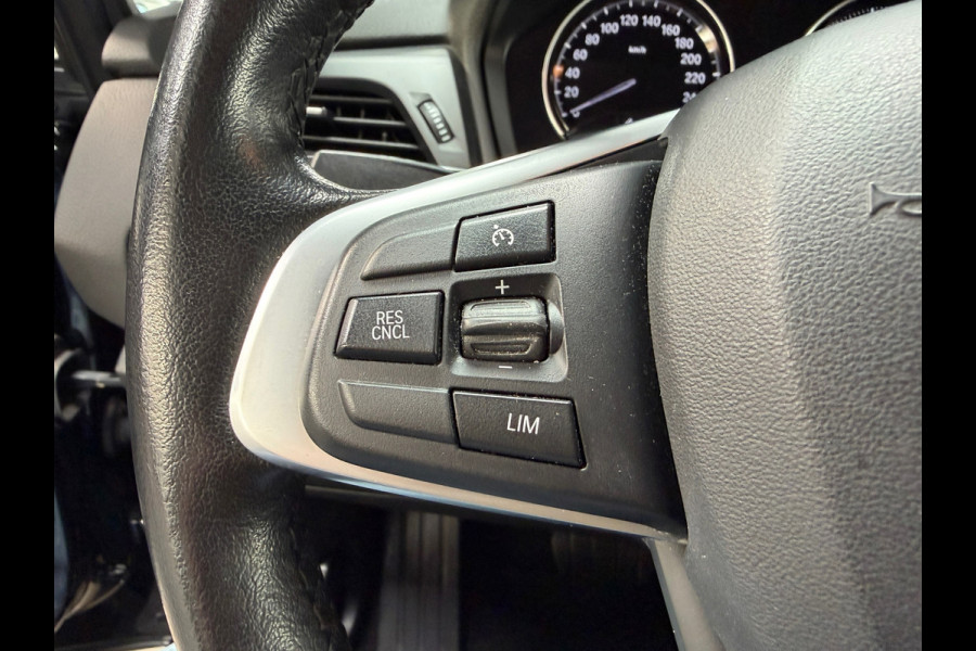 BMW 2 Serie Active Tourer 218i Executive Launch Edition | Automaat | Sportstoelen | Camera | Navi | Dealeronderhouden | NL Auto