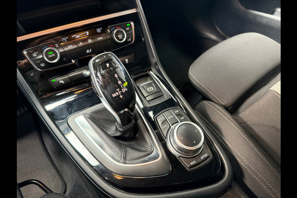 BMW 2 Serie Active Tourer 218i Executive Launch Edition | Automaat | Sportstoelen | Camera | Navi | Dealeronderhouden | NL Auto