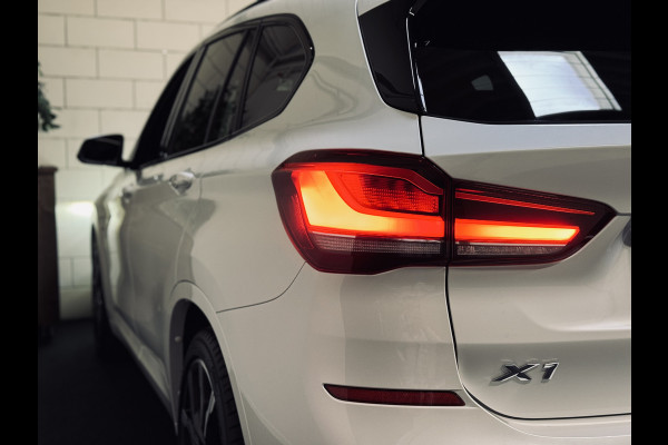 BMW X1 xDrive25e High Exe. M-Sport | Panorama | Memory | ACC | harman/kardon