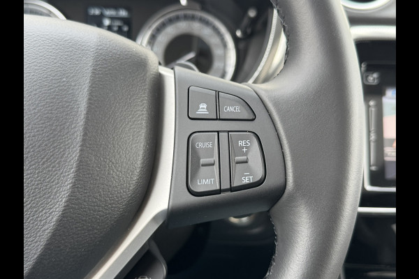 Suzuki Vitara 1.4 Boosterjet Hybrid Automaat Adapt Cruise Stoelverwarming Camera Clima Panorama Navi