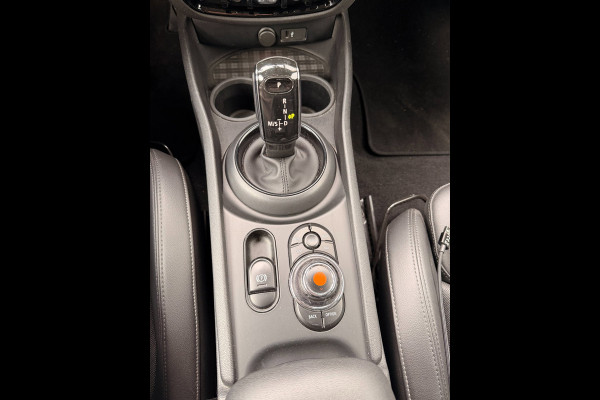 MINI Clubman 1.5 Cooper Chili |Automaat| Carplay | Afn Trekhaak|Stoelverw|Leder Cruise|Keyless-Go|Clima|PDC