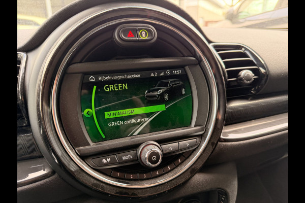 MINI Clubman 1.5 Cooper Chili |Automaat| Carplay | Afn Trekhaak|Stoelverw|Leder Cruise|Keyless-Go|Clima|PDC
