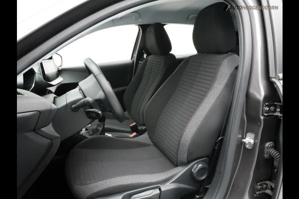 Peugeot 208 1.2 PureTech Active Pack Sport (APPLE CARPLAY,LED,SPORTSTOELEN,CLIMATE,CRUISE,PARKEERSENSOREN,LM- VELGEN,TOPCONDITIE)