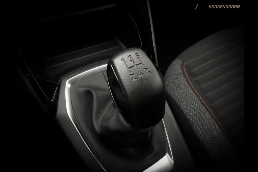 Peugeot 208 1.2 PureTech Active Pack Sport (APPLE CARPLAY,LED,SPORTSTOELEN,CLIMATE,CRUISE,PARKEERSENSOREN,LM- VELGEN,TOPCONDITIE)