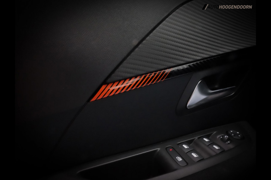 Peugeot 208 1.2 PureTech Active Pack Sport (APPLE CARPLAY,LED,SPORTSTOELEN,CLIMATE,CRUISE,PARKEERSENSOREN,LM- VELGEN,TOPCONDITIE)