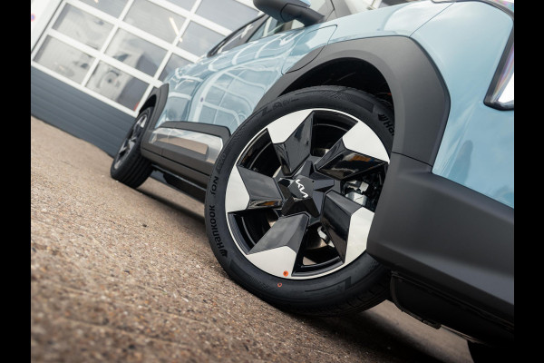 Kia EV2 Plus Advanced 42.2 kWh 5p. | Actieprijs * | Clima | Adapt. cruise | Navi | Schuif/Kanteldak | 18" | Stoel&Stuur Verwarming | Harman Kardon | Apple Carplay