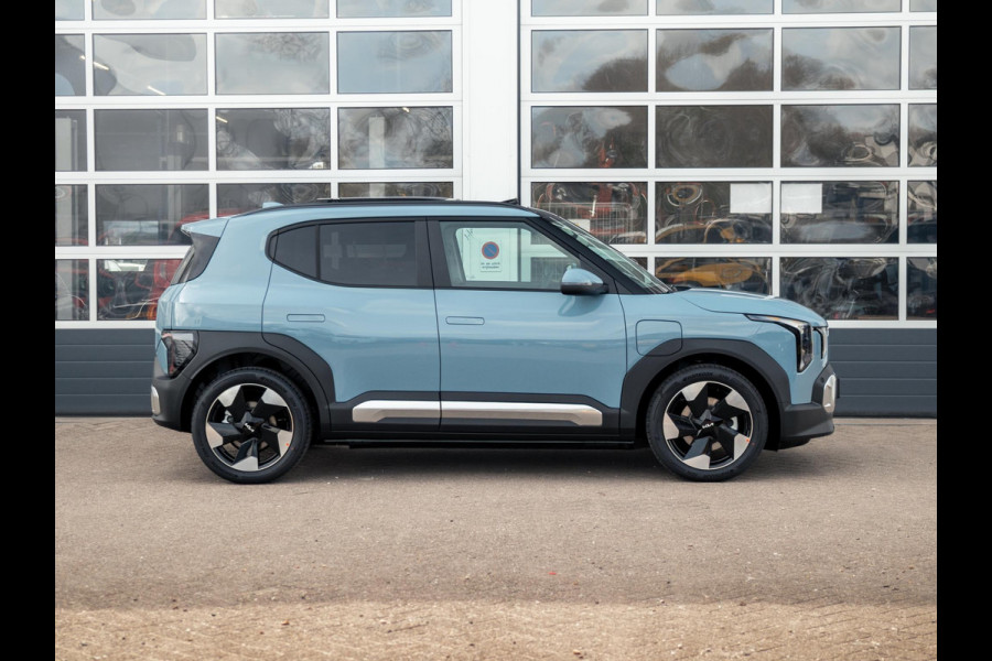 Kia EV2 Plus Advanced 42.2 kWh 5p. | Actieprijs * | Clima | Adapt. cruise | Navi | Schuif/Kanteldak | 18" | Stoel&Stuur Verwarming | Harman Kardon | Apple Carplay