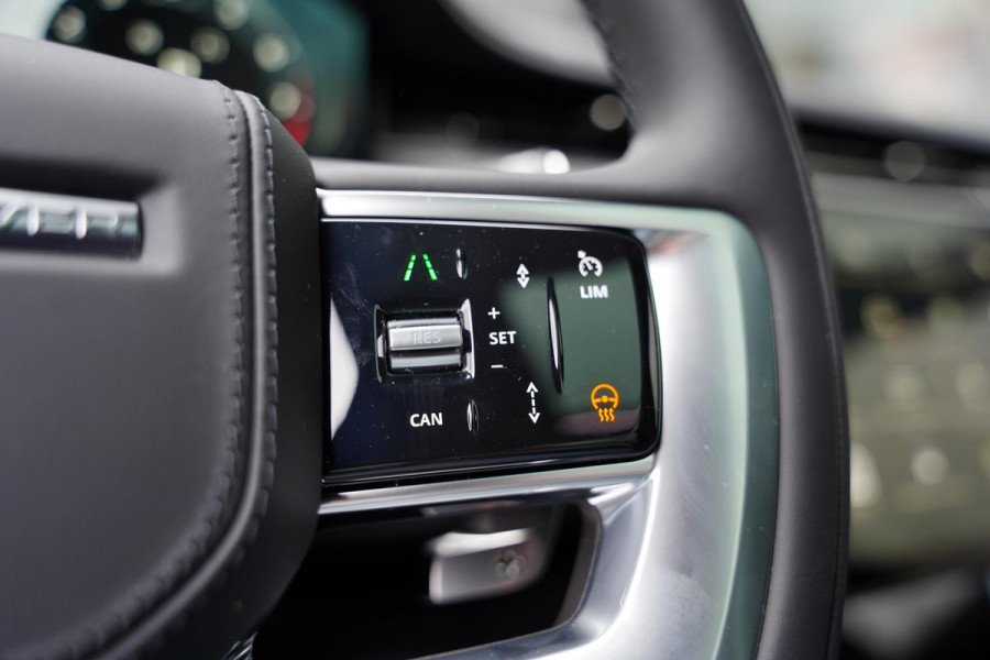 Land Rover Range Rover P530 V 8 Autobiography / MY 2026 / Executive Class Rear Seats