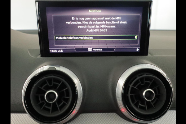 Audi Q2 30 TFSI Advanced edition 110 pk | Navigatie | Trekhaak (afneembaar) | Parkeersensoren | Achteruitrijcamera | Adaptieve cruise control |
