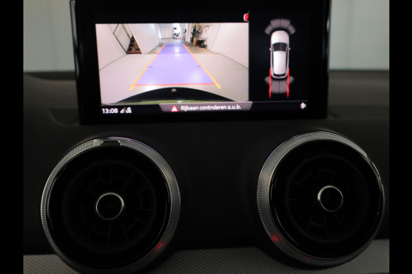 Audi Q2 30 TFSI Advanced edition 110 pk | Navigatie | Trekhaak (afneembaar) | Parkeersensoren | Achteruitrijcamera | Adaptieve cruise control |