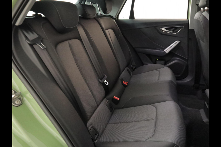 Audi Q2 30 TFSI Advanced edition 110 pk | Navigatie | Trekhaak (afneembaar) | Parkeersensoren | Achteruitrijcamera | Adaptieve cruise control |