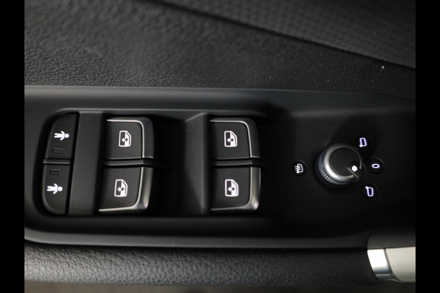 Audi Q2 30 TFSI Advanced edition 110 pk | Navigatie | Trekhaak (afneembaar) | Parkeersensoren | Achteruitrijcamera | Adaptieve cruise control |