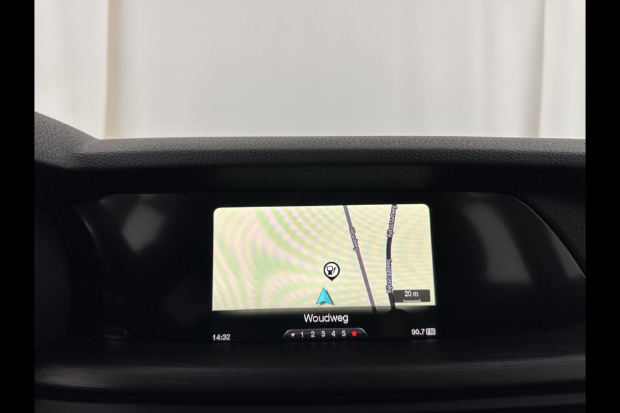 Alfa Romeo Stelvio 2.2d Super Aut. *LEATHER-FABRIC | BI-XENON | DAB+ | NAVI-FULLMAP | COMFORT-SEATS | ECC | CRUISE | PDC | 18"ALU*