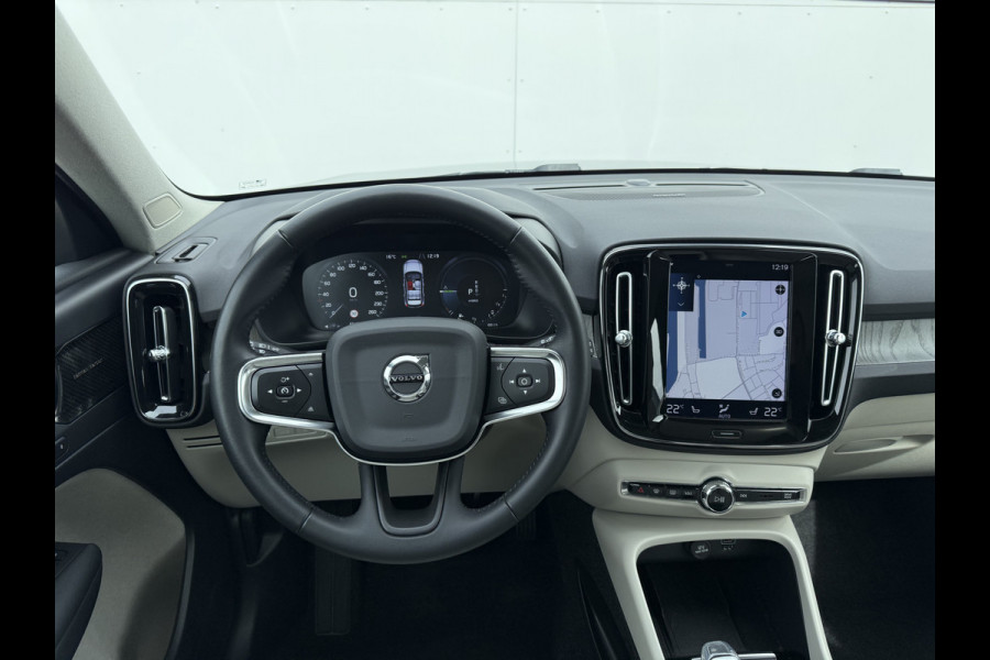 Volvo XC40 1.5 T5 Recharge Inscription | Trekhaak | Pano | Pilot Assist | Memory | 19 inch