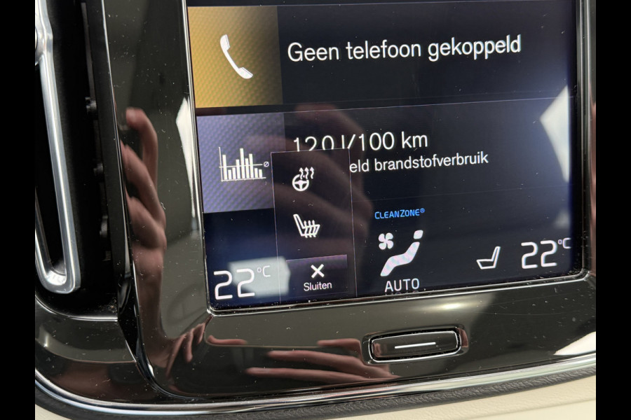 Volvo XC40 1.5 T5 Recharge Inscription | Trekhaak | Pano | Pilot Assist | Memory | 19 inch