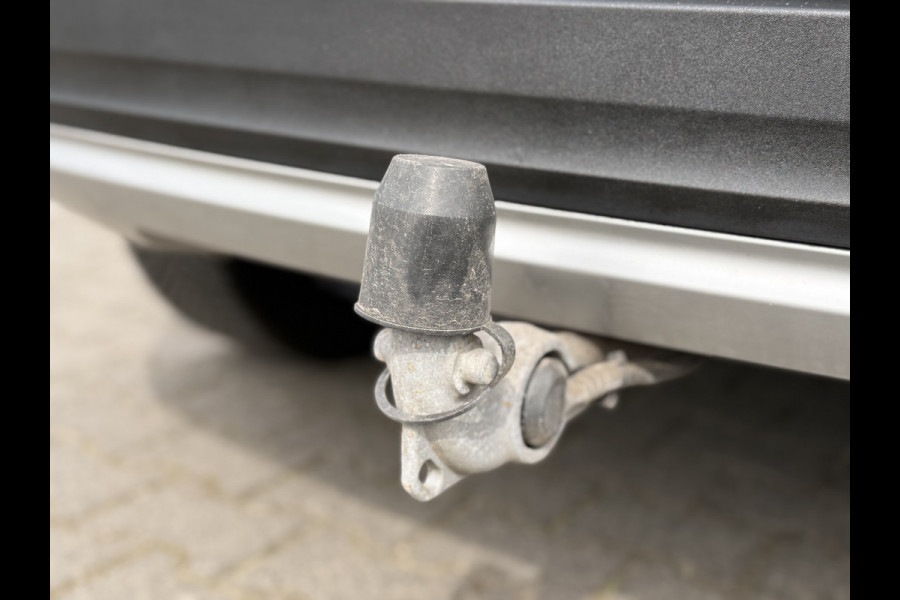 Volvo XC40 1.5 T5 Recharge Inscription | Trekhaak | Pano | Pilot Assist | Memory | 19 inch