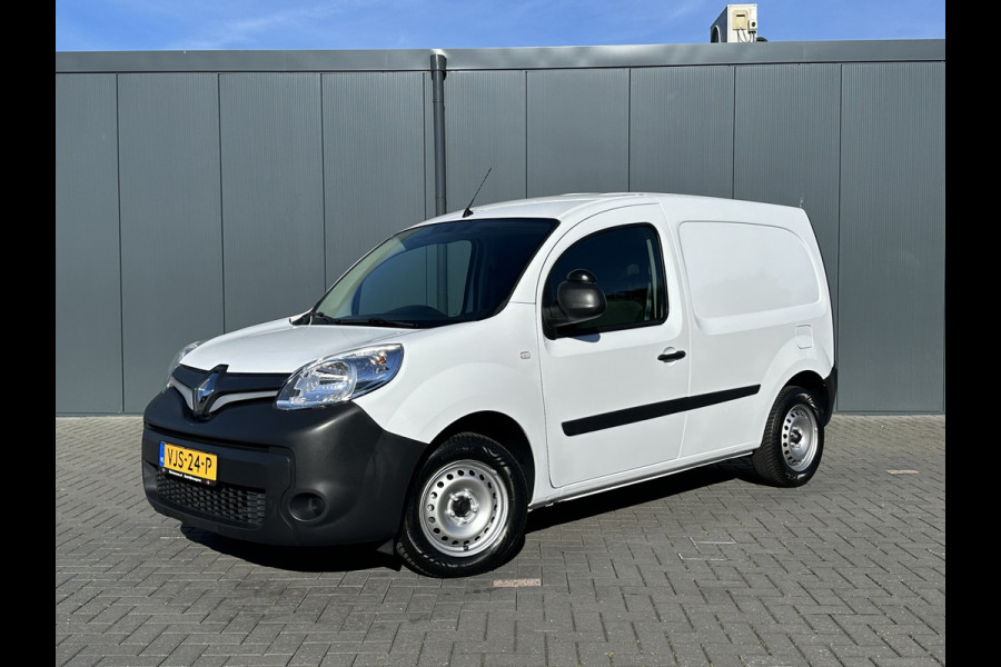 Renault Kangoo 1.5 DCi / L1H1 / ** 25.144 KM ** / 1e EIG. / TREKHAAK / ALUCA INRICHTING / NAVI / CRUISE / AIRCO