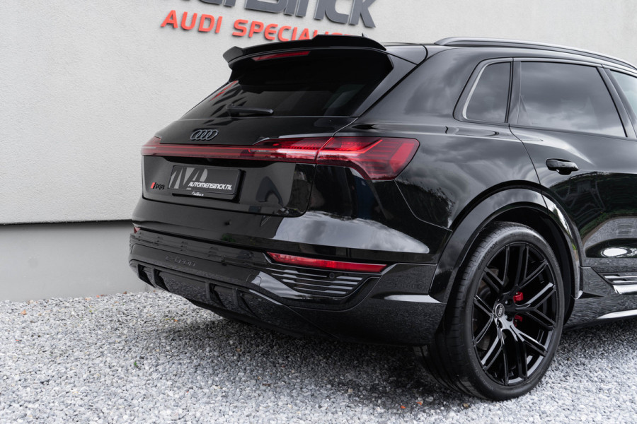 Audi SQ8 e-tron Quattro / S-line/ Standkachel/ Luchtvering/ Cruise Control/ Head-Up Display/ Trekhaak/ 371kW (504PK)