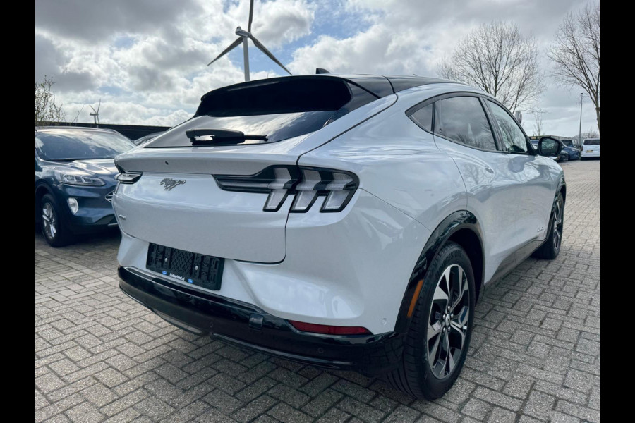 Ford Mustang Mach-E Extended Premium AWD 98 kWh | Panoramadak |