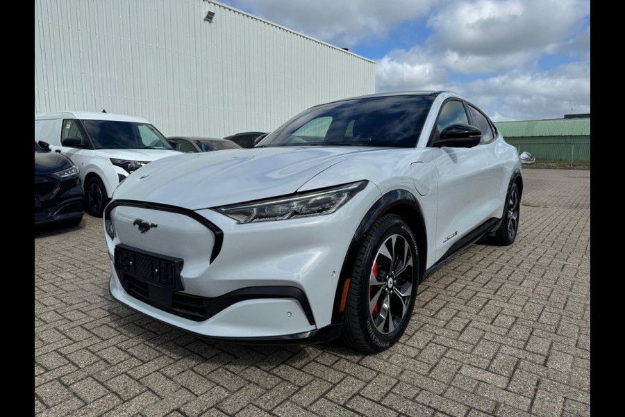 Ford Mustang Mach-E Extended Premium AWD 98 kWh | Panoramadak |