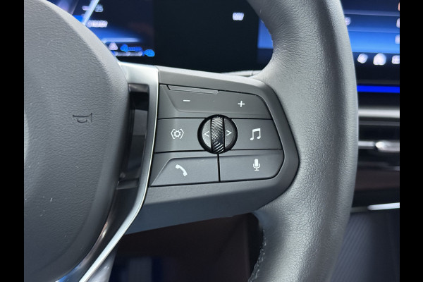 BMW X1 xDrive25e 4WD Hybride 245pk AUT-7 Leder Trekhaak LED Adap.Cruise Camera Navi Sportstoelen Dual-Ecc ParkAssist PDC Apple Carplay  Lmv Elek.Achterklep ConnectDrive Isofix DAB Led Regen-Lichtsensor Lane Assist Wifi AWD 1.700KG Trekgewicht 1e Eigenaar Dealeronderhouden Origineel Nederlandse Auto