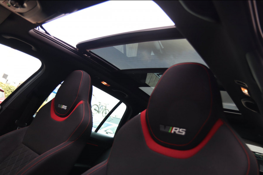 Škoda Octavia Combi 2.0 TSI RS / PANODAK / ACC / TREKHAAK / PDC / CARPLAY