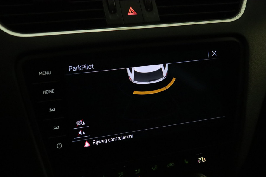 Škoda Octavia Combi 2.0 TSI RS / PANODAK / ACC / TREKHAAK / PDC / CARPLAY