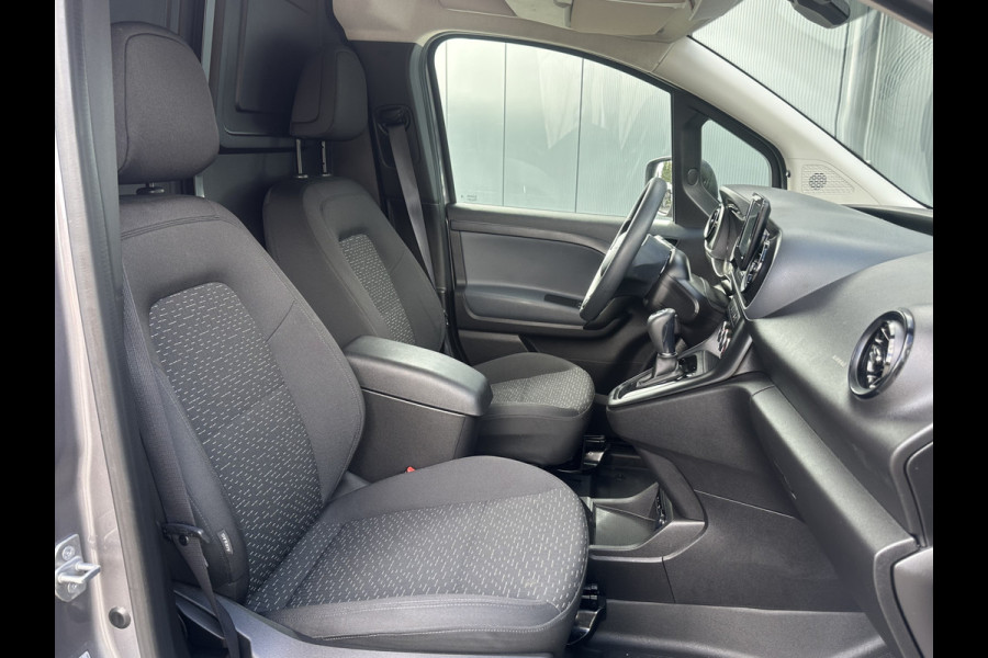 Mercedes-Benz Citan 110 CDI AUTOMAAT / ** 14.078 KM ** / CAMERA / TREKHAAK / CRUISE / AIRCO / CARPLAY