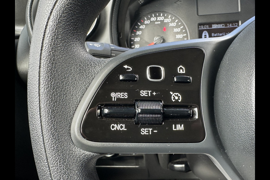 Mercedes-Benz Citan 110 CDI AUTOMAAT / ** 14.078 KM ** / CAMERA / TREKHAAK / CRUISE / AIRCO / CARPLAY