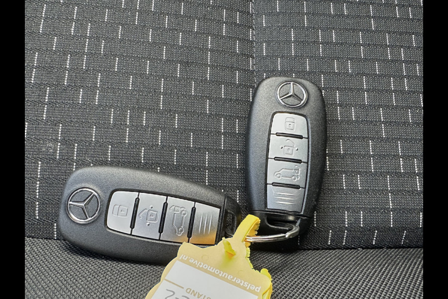 Mercedes-Benz Citan 110 CDI AUTOMAAT / ** 14.078 KM ** / CAMERA / TREKHAAK / CRUISE / AIRCO / CARPLAY