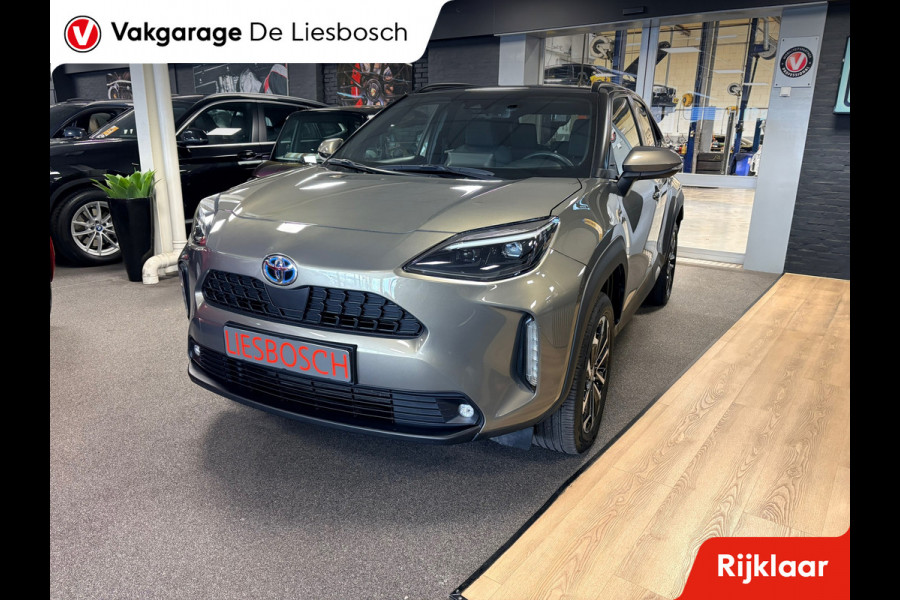 Toyota Yaris Cross 1.5 Hybrid Dynamic/navi / panoramadak / camera / stoel stuur verw / dodehoek / lane assist