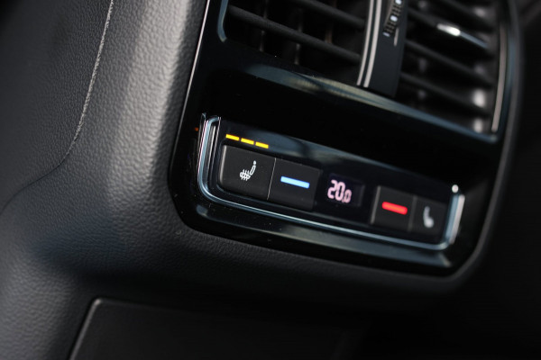 Volkswagen Arteon 1.5 TSI R-Line *Pano*Camera*Virtual*Keyless*ACC*DSG*