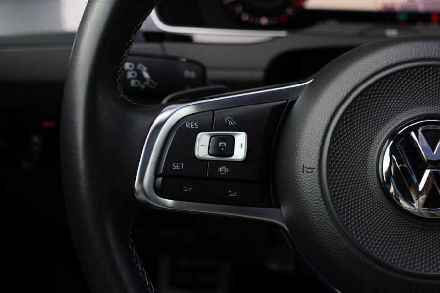 Volkswagen Arteon 1.5 TSI R-Line *Pano*Camera*Virtual*Keyless*ACC*DSG*