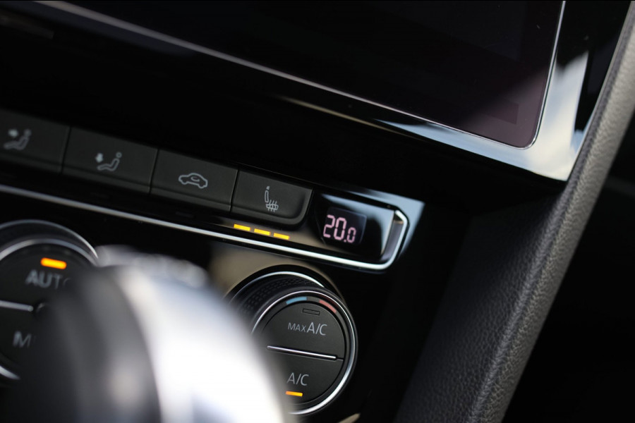 Volkswagen Arteon 1.5 TSI R-Line *Pano*Camera*Virtual*Keyless*ACC*DSG*