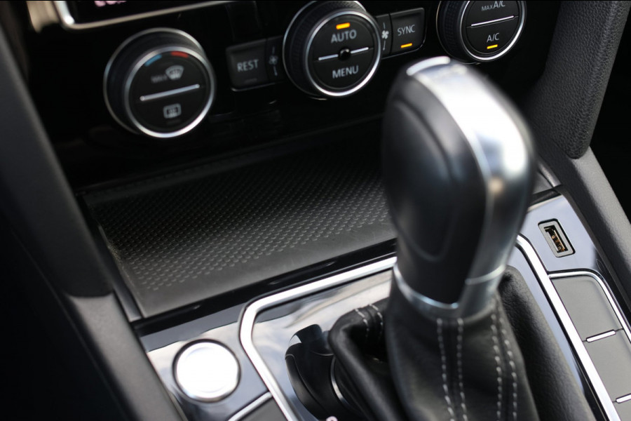 Volkswagen Arteon 1.5 TSI R-Line *Pano*Camera*Virtual*Keyless*ACC*DSG*