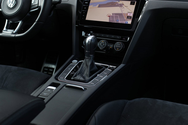 Volkswagen Arteon 1.5 TSI R-Line *Pano*Camera*Virtual*Keyless*ACC*DSG*