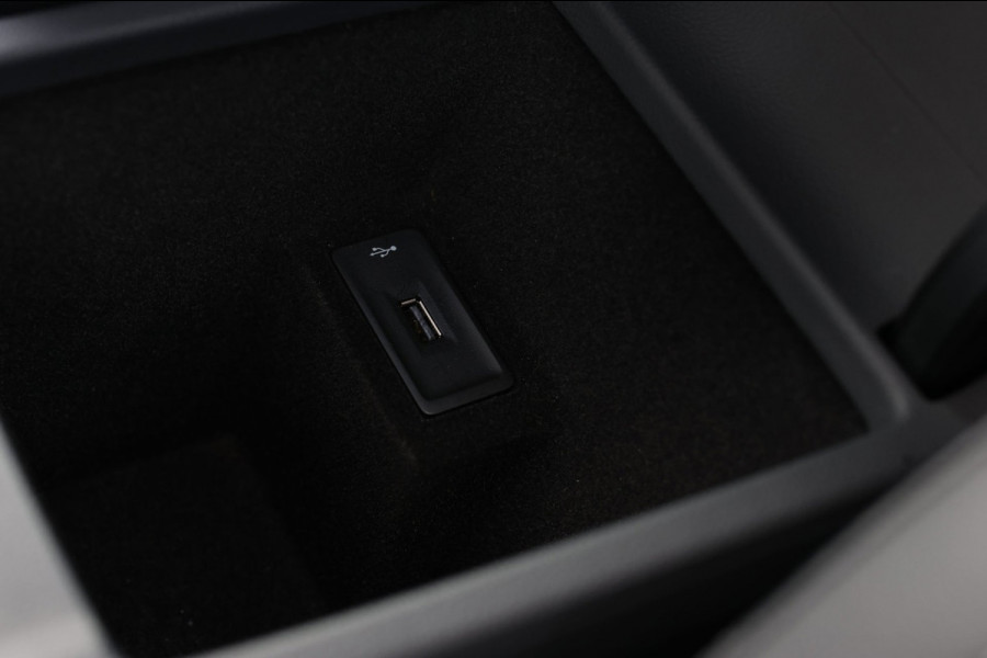 Volkswagen Arteon 1.5 TSI R-Line *Pano*Camera*Virtual*Keyless*ACC*DSG*