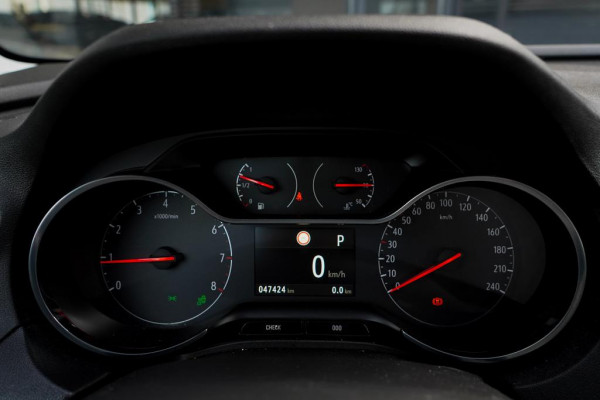 Opel Grandland X 1.2 Turbo Innovation Aut / Trekhaak / Carplay / Navi