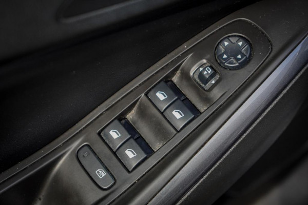 Opel Grandland X 1.2 Turbo Innovation Aut / Trekhaak / Carplay / Navi