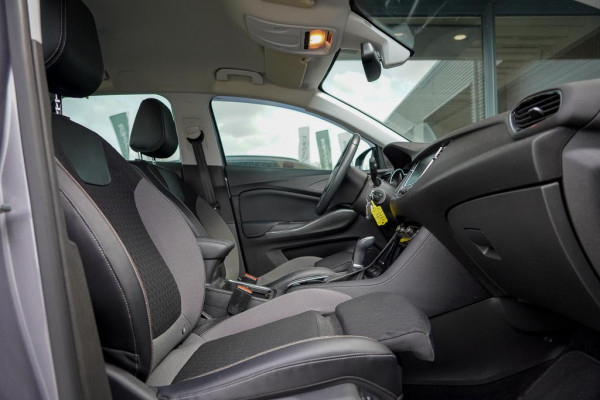 Opel Grandland X 1.2 Turbo Innovation Aut / Trekhaak / Carplay / Navi