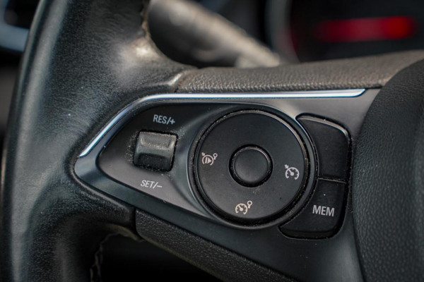 Opel Grandland X 1.2 Turbo Innovation Aut / Trekhaak / Carplay / Navi