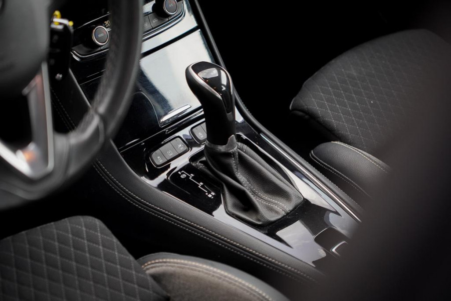 Opel Grandland X 1.2 Turbo Innovation Aut / Trekhaak / Carplay / Navi