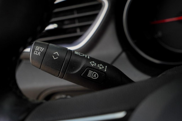 Opel Grandland X 1.2 Turbo Innovation Aut / Trekhaak / Carplay / Navi