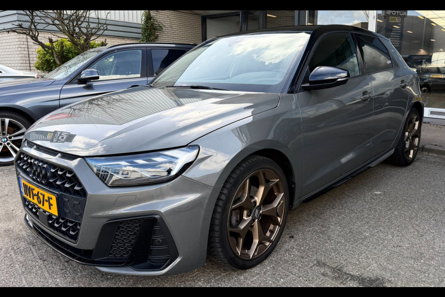 Audi A1 SPORTBACK 30 TFSI S Line edition one
