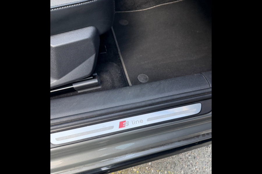 Audi A1 SPORTBACK 30 TFSI S Line edition one