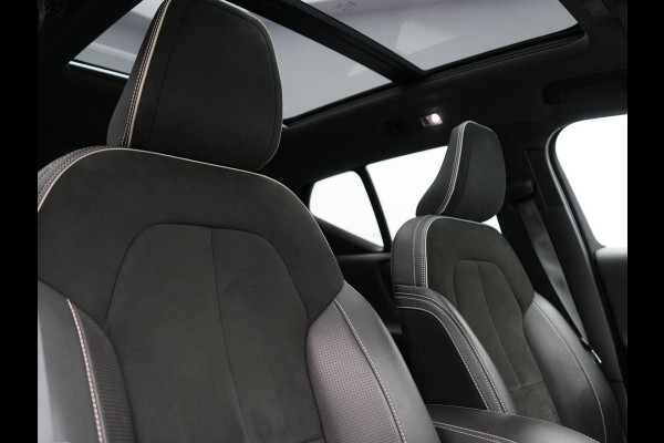 Volvo XC40 T4 Recharge R-Design PHEV 211pk Dealer O.H. | Panodak | Adaptive Cruise | Camera | Harman / Kardon | Alcantara Sportstoelen Memory & Verwarmd | Keyless | Blis | Stuur Verwarmd | Apple Carplay | 19"L.M | Plug In Hybrid |